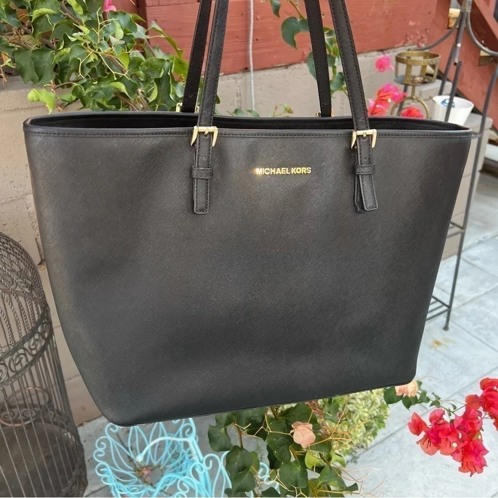 Michael Kors Jetset Authentic Black shoulder Sofiano Leather Women’s Tote Bag